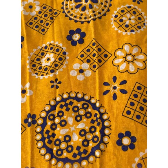 VTG Fabric Bandana Print Style Orange BrownQuilting Sewing Cloth Arts Crafts Rem - Picture 11 of 11